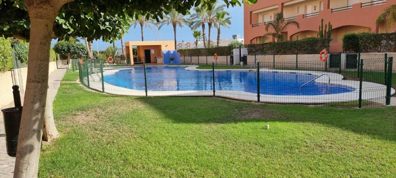 Homes Of Spain, Apartamentos Paraiso De Vera Playa, Ed Tahiti, Bajo G A Pie De La Playa, Vistas Piscina Экстерьер фото